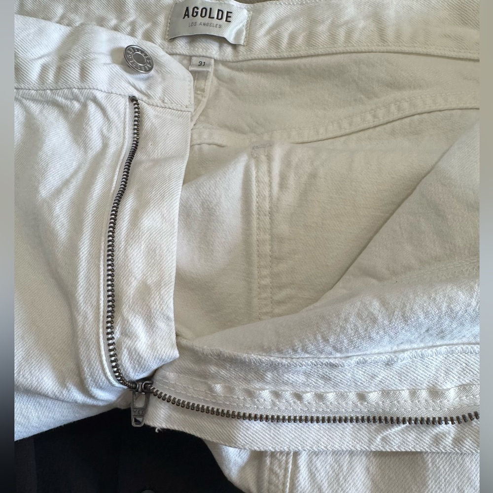 Agolde Mara Barrel Jean in Milkshake - Picture 11 of 15